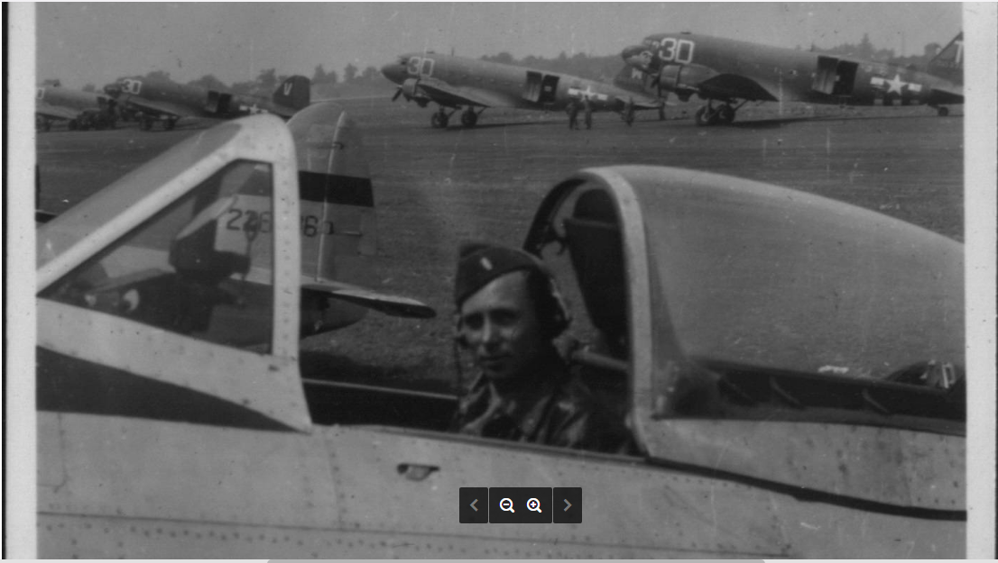 82nd TCS with fighter pilot zoom.png