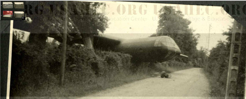 Kenny Knotts photo - Horsa protruding onto road.JPG